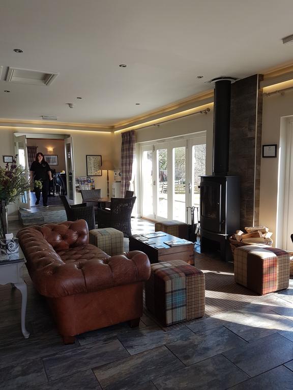 Loch Ness Guest House Fort Augustus Bagian luar foto